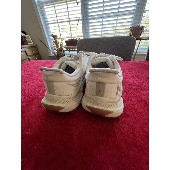Hoka WOMEN'S TRANSPORT TRAIL RUNNING shoes Sz. 6.5B Eggnog - Picture 13 of 13